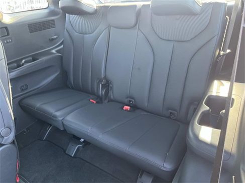 Used 2024 Hyundai Palisade Calligraphy image 19