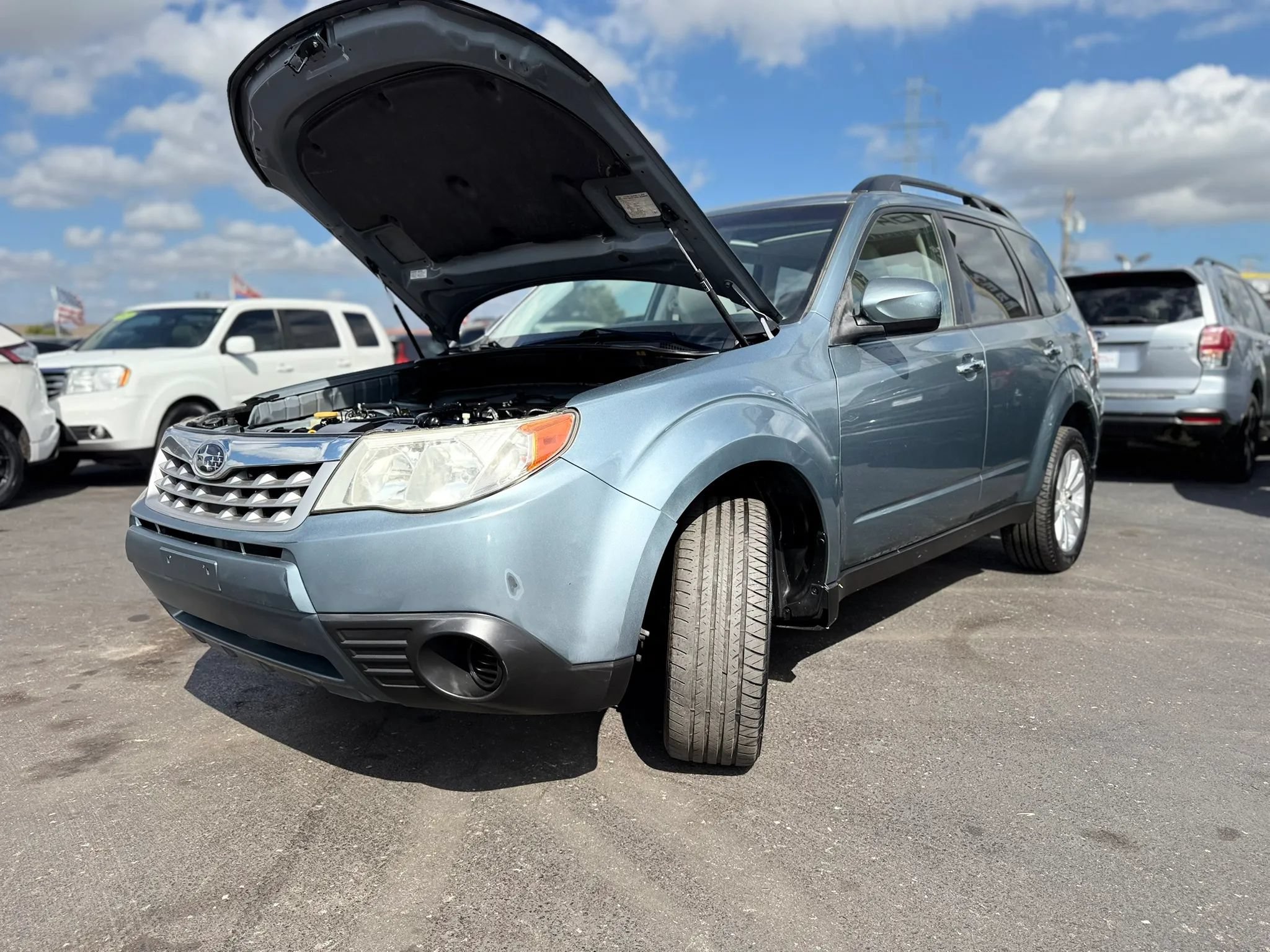 Used 2012 Subaru Forester 2.5X Premium w/ Popular Pkg 2 AWD/4WD image 8