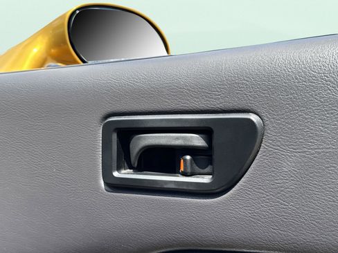 Used 2002 Chrysler Prowler image 56