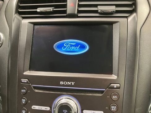 Used 2020 Ford Fusion Titanium AWD/4WD image 52