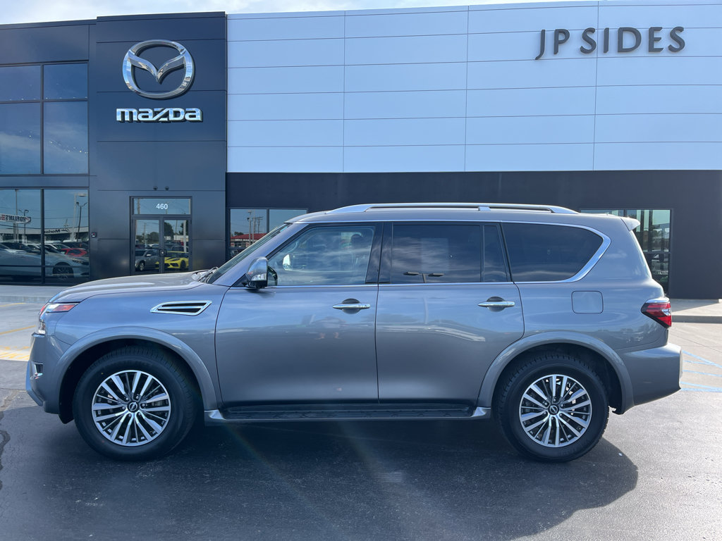 Used 2024 Nissan Armada SL w/ Captain's Chairs Package AWD/4WD image 2