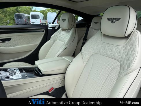 Used 2022 Bentley Continental GT AWD/4WD image 18
