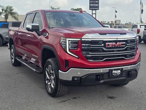 Used 2025 GMC Sierra 1500 SLT AWD/4WD image 4