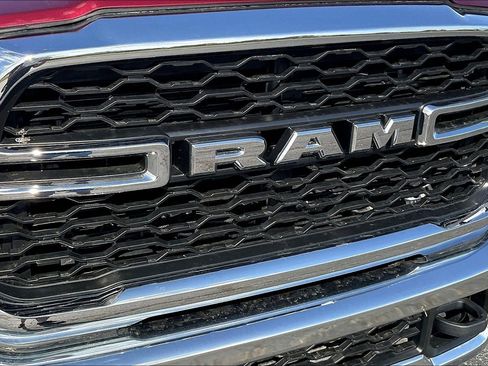 Used 2024 RAM 3500 Tradesman w/ Chrome Appearance Group AWD/4WD image 26