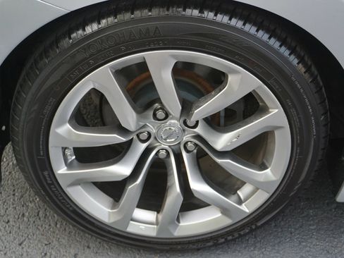 Used 2014 Nissan 370Z Touring RWD image 13