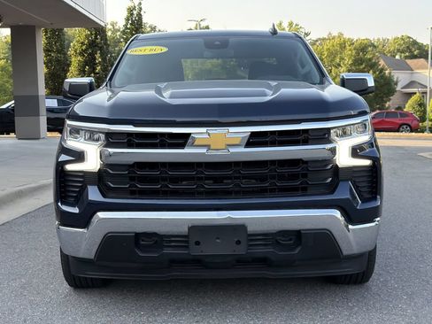 Used 2023 Chevrolet Silverado 1500 LT AWD/4WD image 8