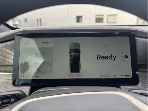 Used 2022 Rivian R1T Adventure image 11