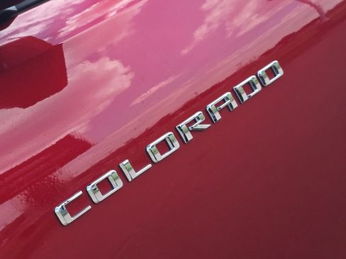 Used 2023 Chevrolet Colorado LT w/ LT Convenience Package III AWD/4WD image 30
