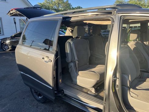 Used 2005 Toyota Sienna CE FWD image 18
