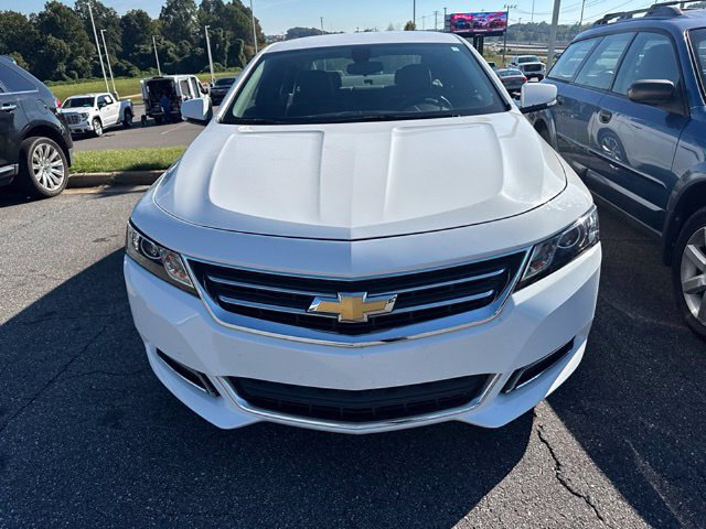Used 2018 Chevrolet Impala LT FWD image 2