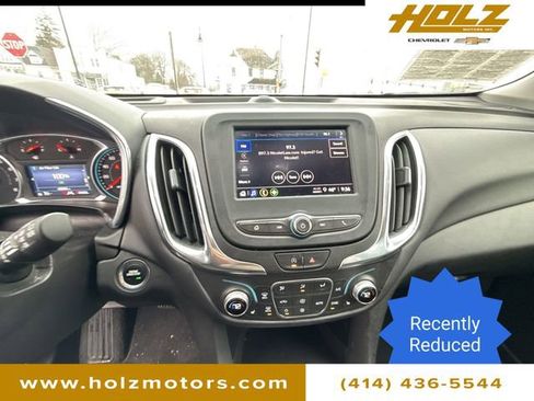 Used 2024 Chevrolet Equinox LT image 11