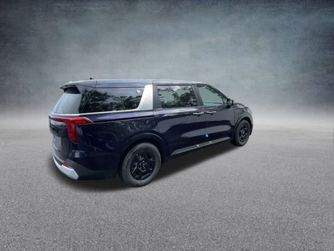 Used 2026 Kia Carnival image 23