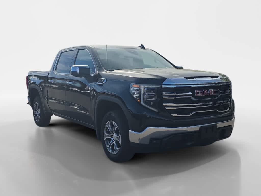 Used 2025 GMC Sierra 1500 SLT AWD/4WD image 7