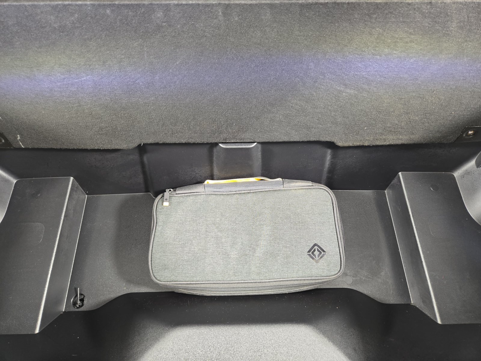 Used 2022 Rivian R1T Adventure AWD/4WD image 14