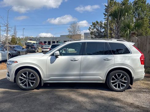 Used 2019 Volvo XC90 T6 Momentum w/ Advanced Package image 5