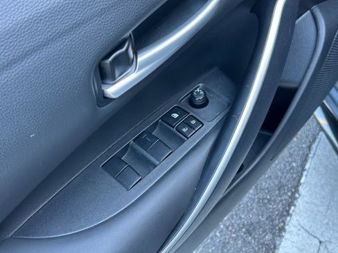 Used 2023 Toyota Corolla SE w/ SE Premium Package image 43