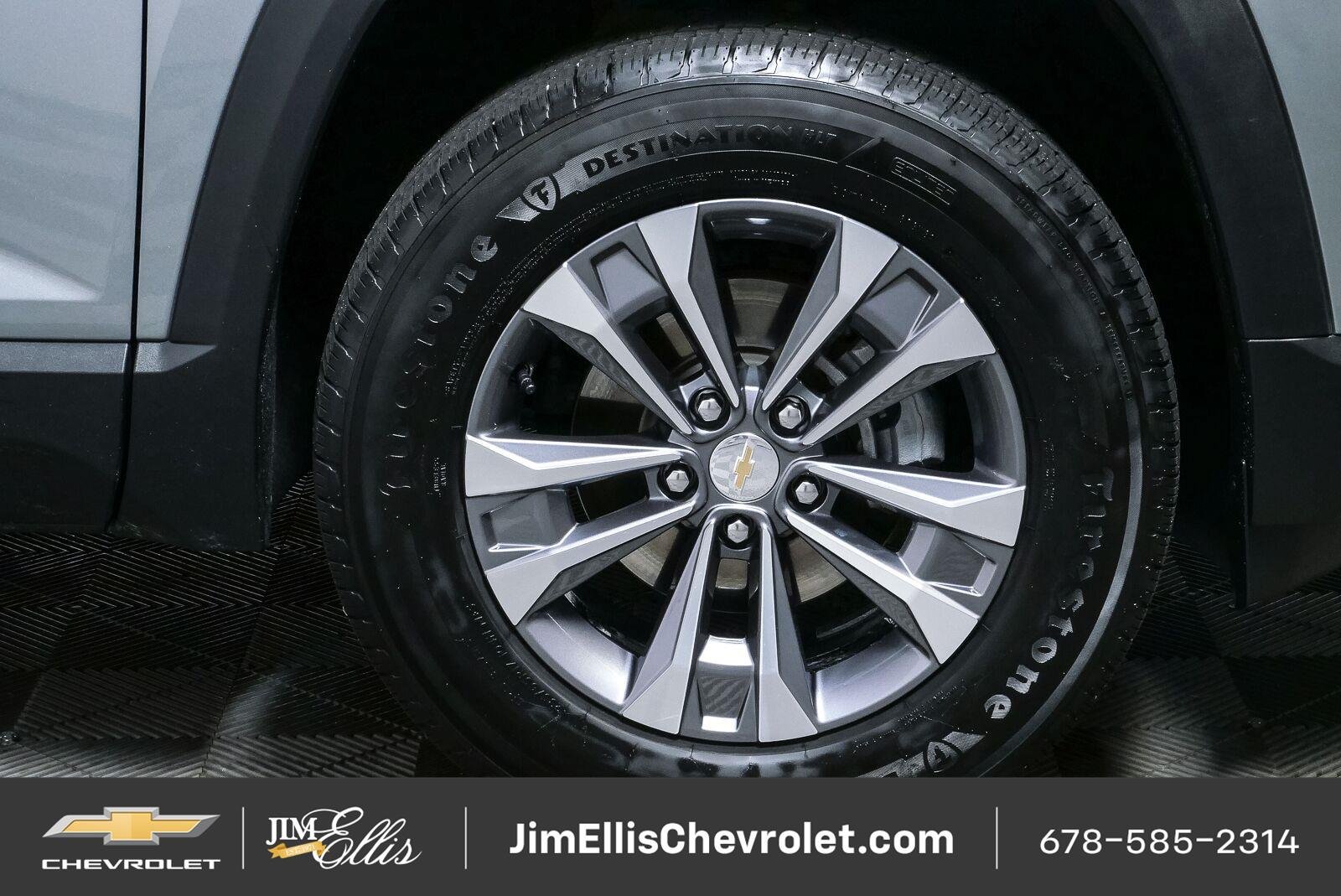 Certified 2025 Chevrolet Equinox LT w/ Convenience Package II FWD image 37