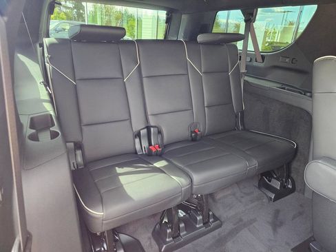 New 2026 Cadillac Escalade ESV Sport AWD/4WD image 13