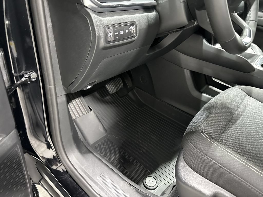 New 2027 GMC Terrain Elevation w/ LPO, Floor Liner Package FWD image 10