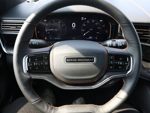 New 2026 Jeep Grand Wagoneer Summit AWD/4WD image 33
