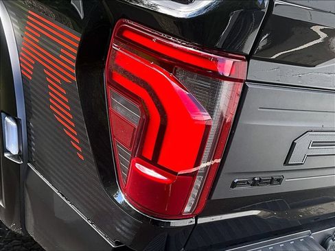 Used 2025 Ford F150 Raptor w/ Equipment Group 803A Raptor R AWD/4WD image 31