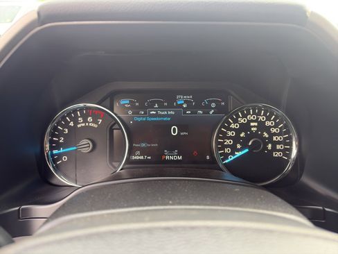Used 2020 Ford F150 Lariat w/ Equipment Group 502A Luxury AWD/4WD image 13