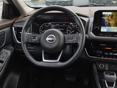 Used 2023 Nissan Rogue SL w/ SL Premium Package FWD image 37