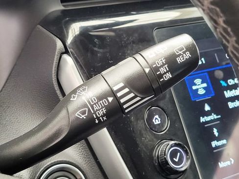 Used 2023 Chevrolet Bolt EUV Premier w/ Sun & Sound Package FWD image 31