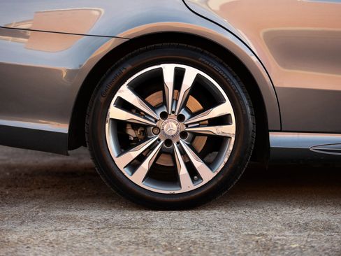 Used 2016 Mercedes-Benz E 350 Sedan image 13