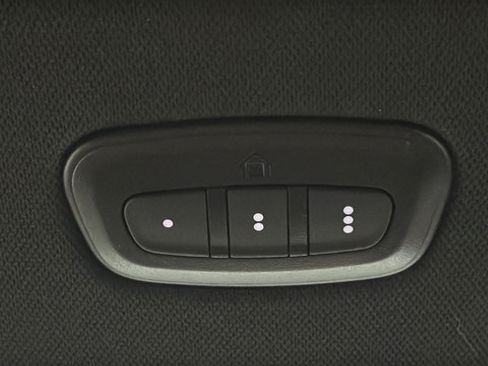 Used 2024 Jeep Wagoneer 4WD w/ Premium Group I image 34