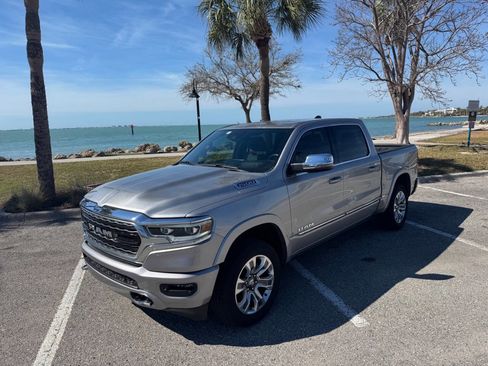 Used 2024 RAM 1500 Limited image 3