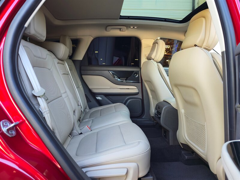 Used 2020 Lincoln Corsair Reserve FWD image 31