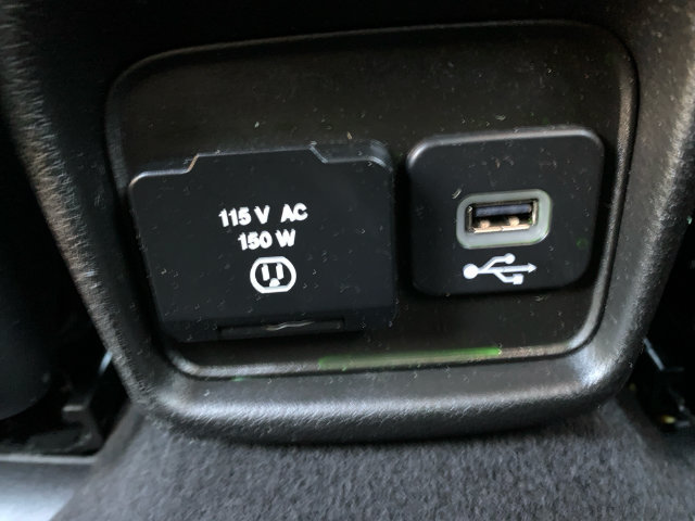 Used 2017 Jeep Compass Limited AWD/4WD image 18