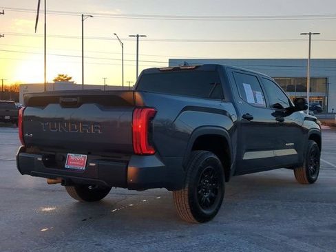 Used 2024 Toyota Tundra SR5 w/ SR5 Convenience Package AWD/4WD image 5
