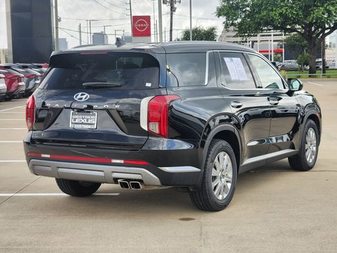 Used 2023 Hyundai Palisade SEL FWD image 7