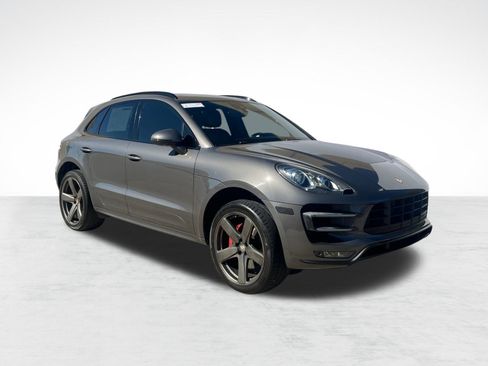 Used 2016 Porsche Macan Turbo image 7