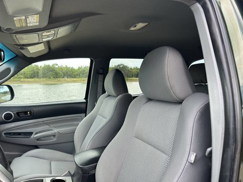 Used 2012 Toyota Tacoma PreRunner w/ TRD Sport Pkg RWD image 25