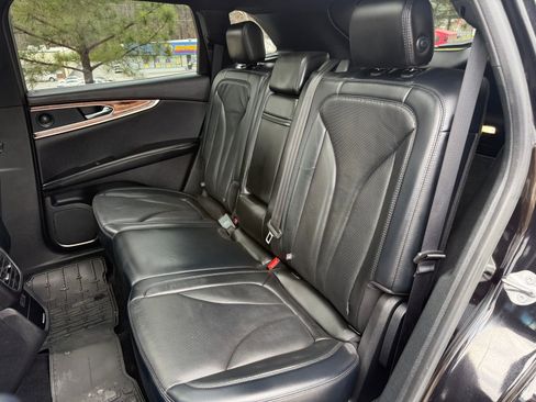 Used 2019 Lincoln Nautilus Reserve image 39