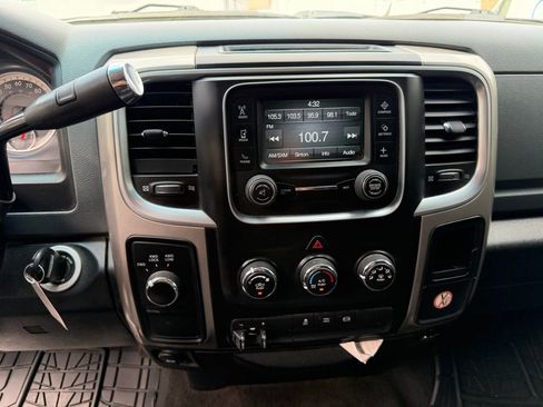 Used 2017 RAM 2500 SLT image 23