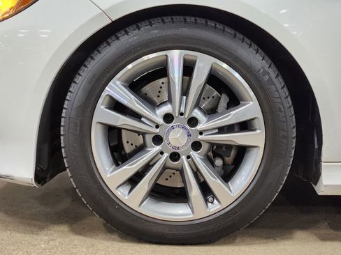 Used 2014 Mercedes-Benz E 350 4MATIC Luxury Wagon image 28