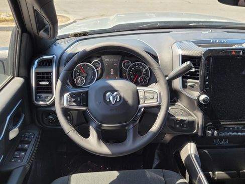 New 2026 RAM 2500 Big Horn AWD/4WD image 9
