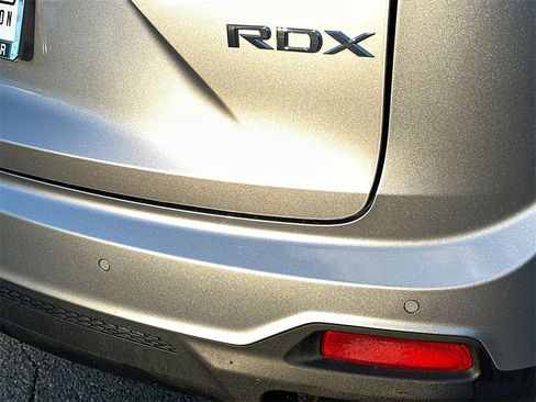 Used 2022 Acura RDX w/ Technology Package image 4