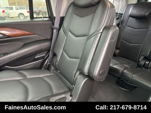 Used 2015 Cadillac Escalade Premium image 57
