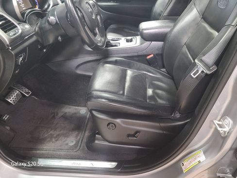 Used 2018 Jeep Grand Cherokee Overland AWD/4WD image 25