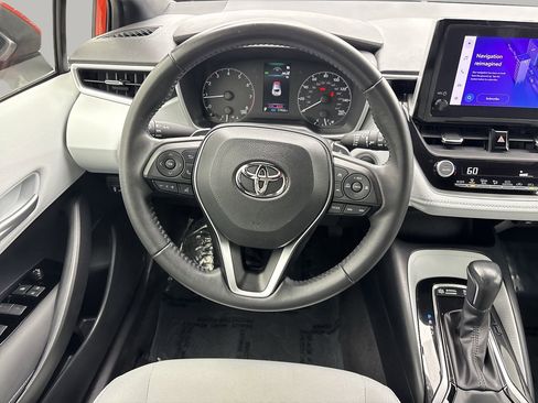 Used 2023 Toyota Corolla SE w/ SE Premium Package FWD image 12