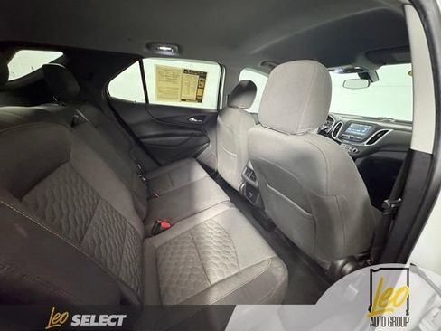 Used 2018 Chevrolet Equinox LT FWD image 9