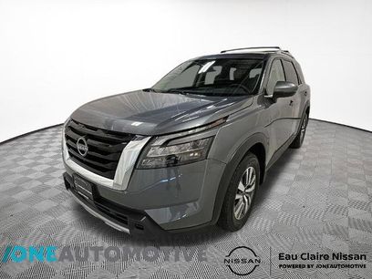 Certified 2025 Nissan Pathfinder SL