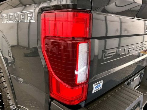 Used 2021 Ford F250 Lariat AWD/4WD image 28