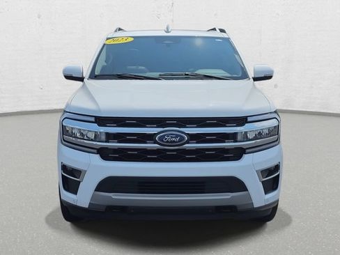 Used 2023 Ford Expedition Max Limited AWD/4WD image 2