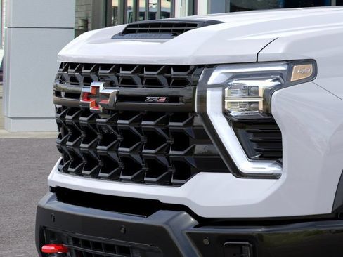 New 2026 Chevrolet Silverado 2500 ZR2 AWD/4WD image 13